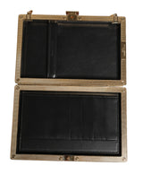 Clutch Dolce & Gabbana – Minimalismo "Satin Box" em Magenta